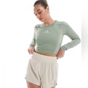 ADIDAS Training Seamless Long Sleeve Crip Top in Silver Green/Wonder Size S